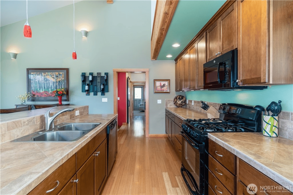 506 Antoine Creek Rd