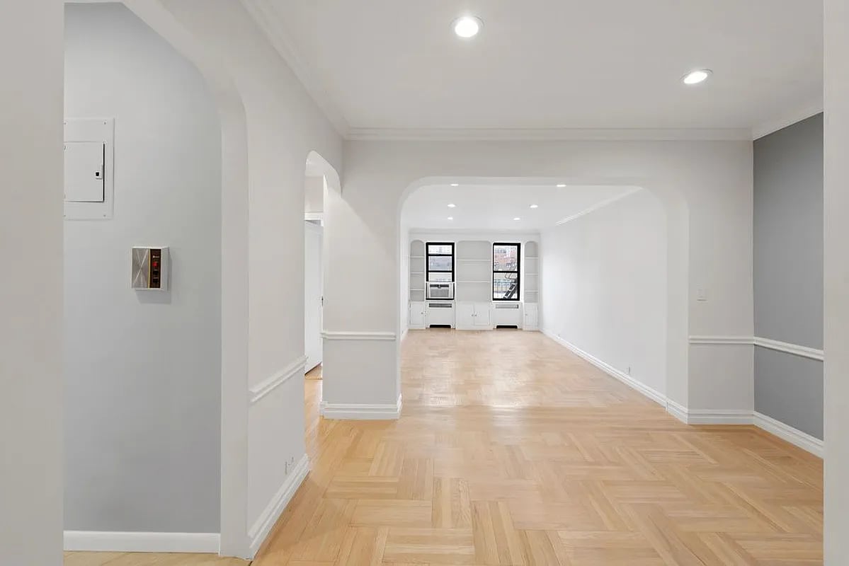 225 East 74th Street Unit: 6P