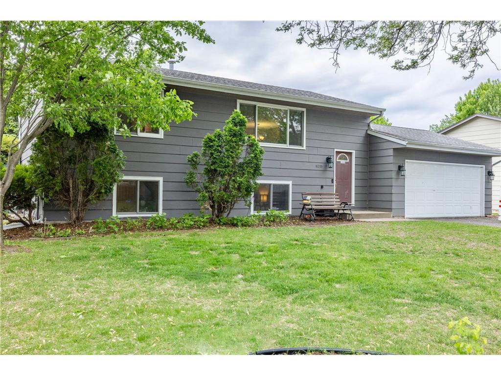 11215 Sumter Avenue N, Champlin, MN 55316