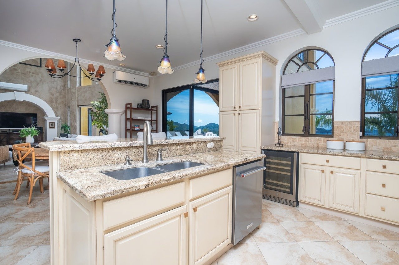 Casa Loro | Luxury Oceanview Estate in Playa Potrero, Costa Rica