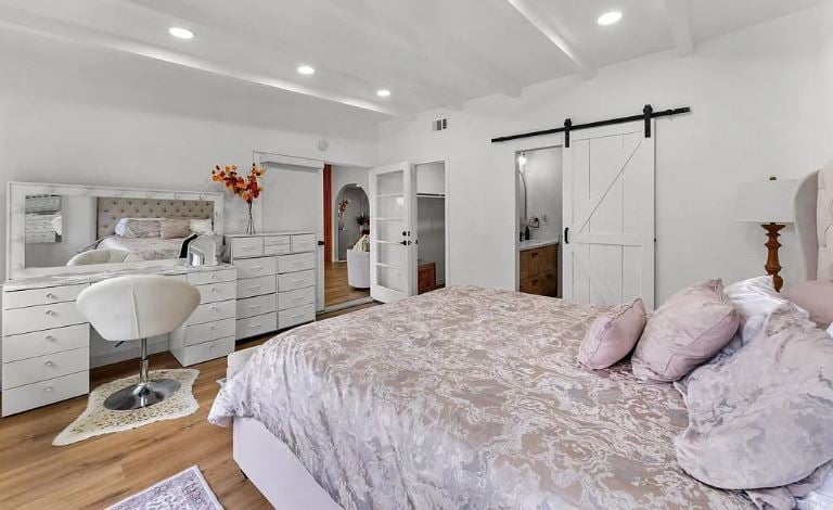 4055 Mount Albertine Ave