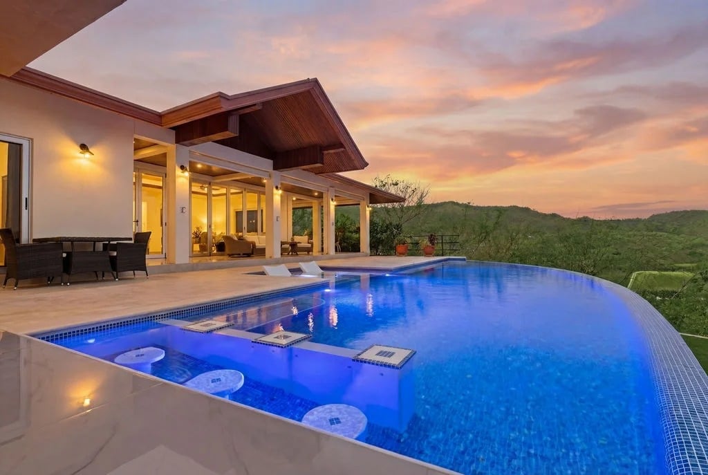 Ocean View Villa Isabella