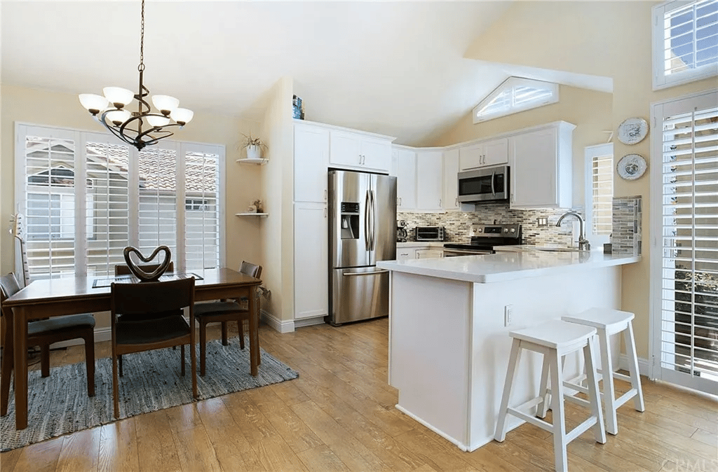 9 Silver Glade Dr #233