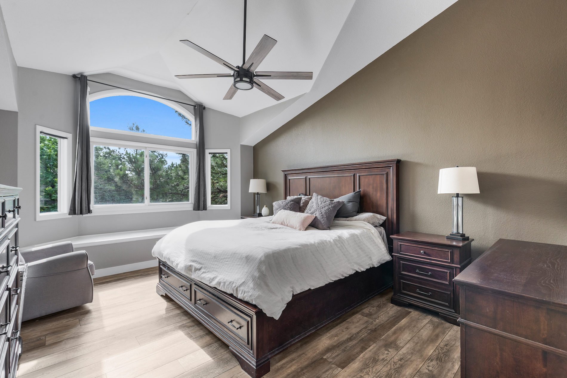 8745 Meadowlark Circle