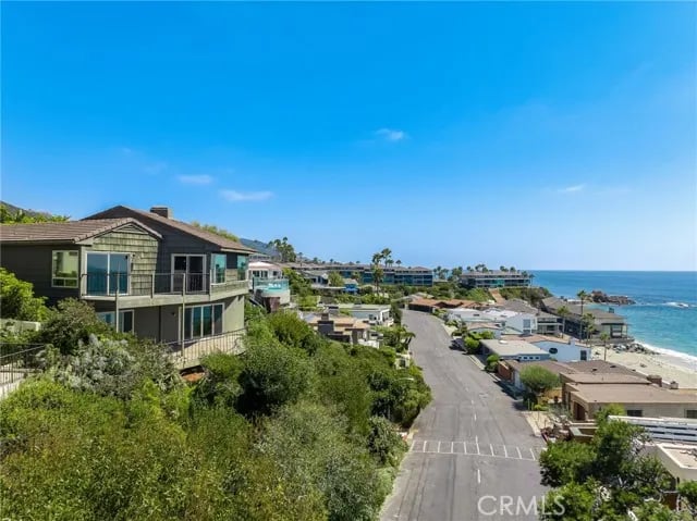 40 Lagunita Drive