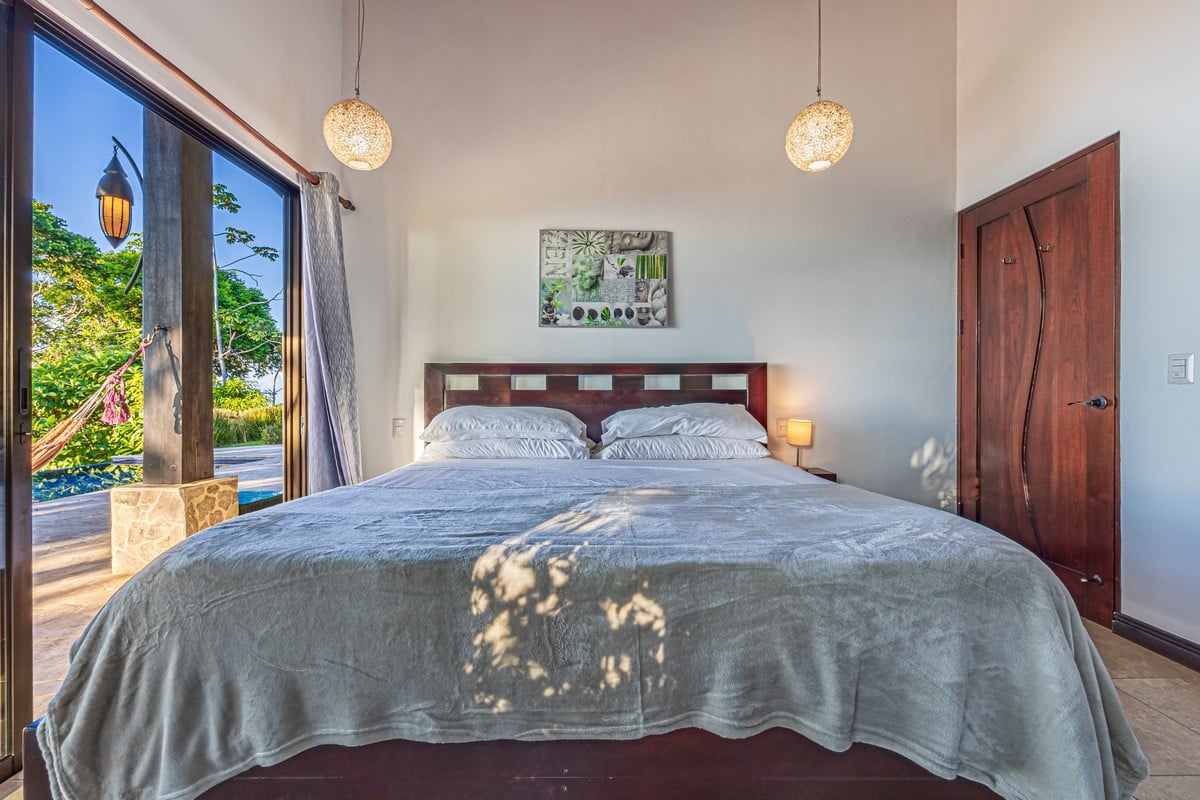 2 ACRES – 2 Bedroom Whales Tale Ocean View Home In Costa Verde Estates Gated Community!!!