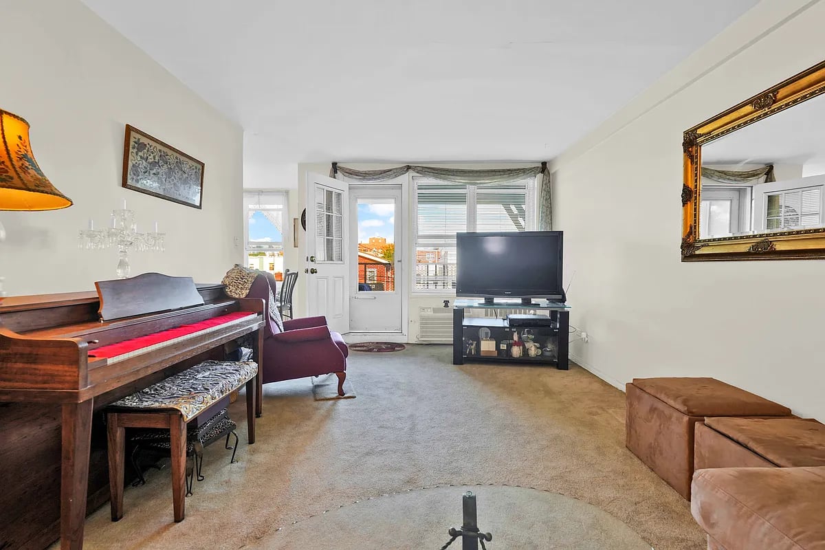 34-43 60th Street #2D