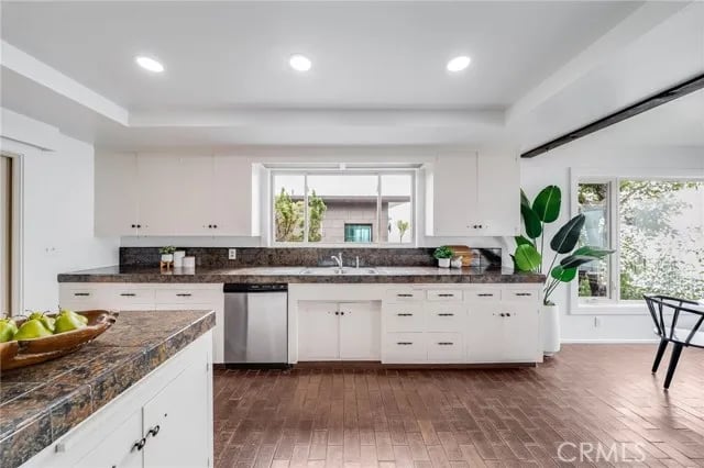 40 Lagunita Drive