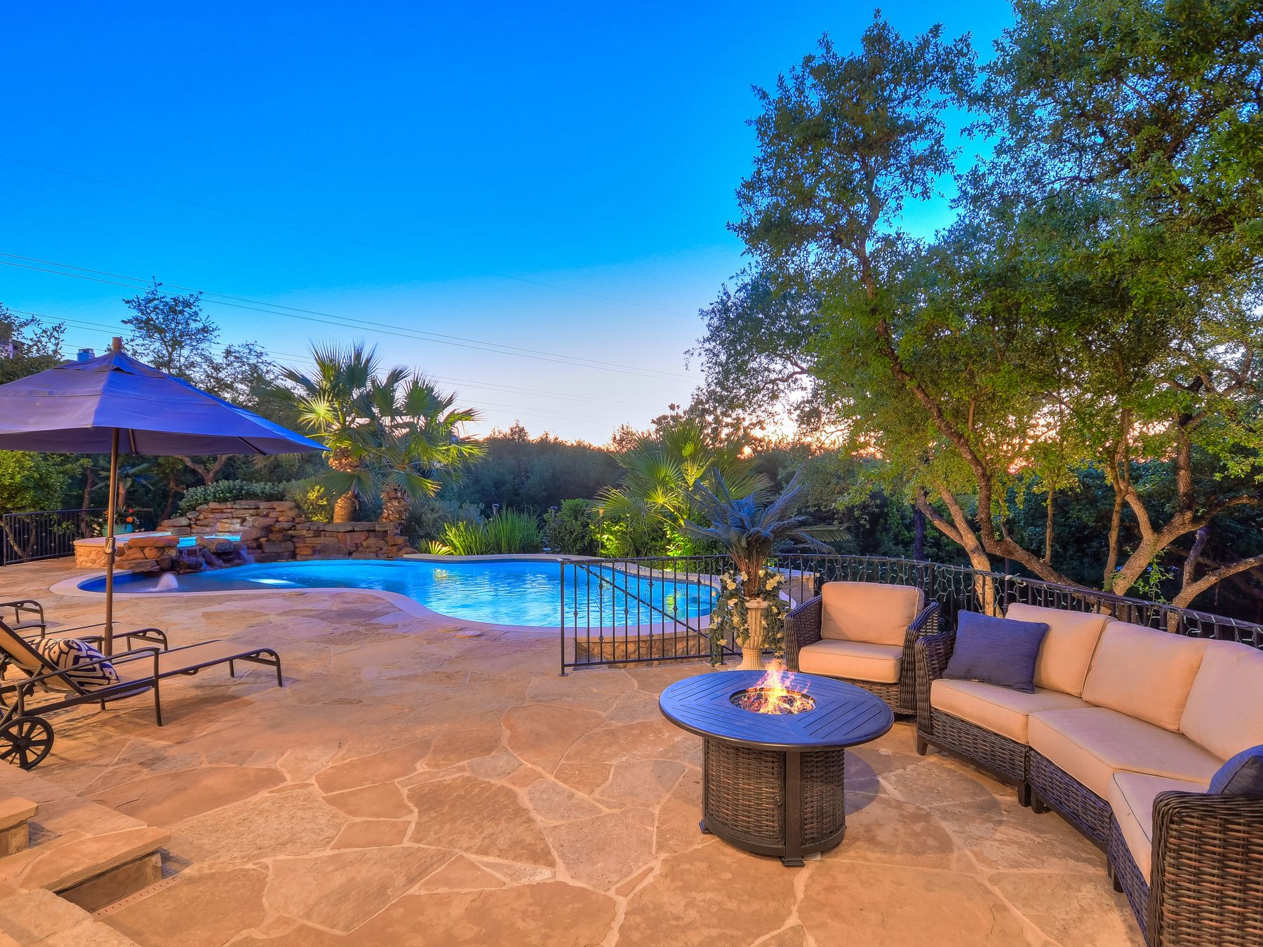Resort amenities in Seven Oaks