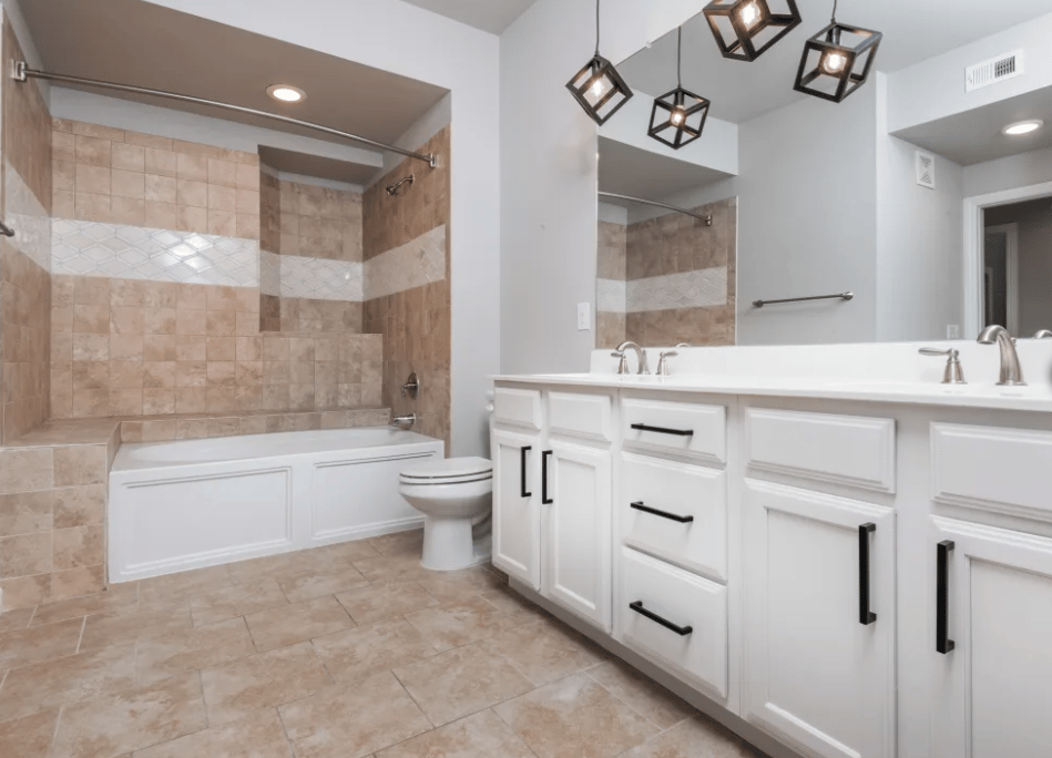 Lease Today and Enjoy 6 WEEKS FREE!