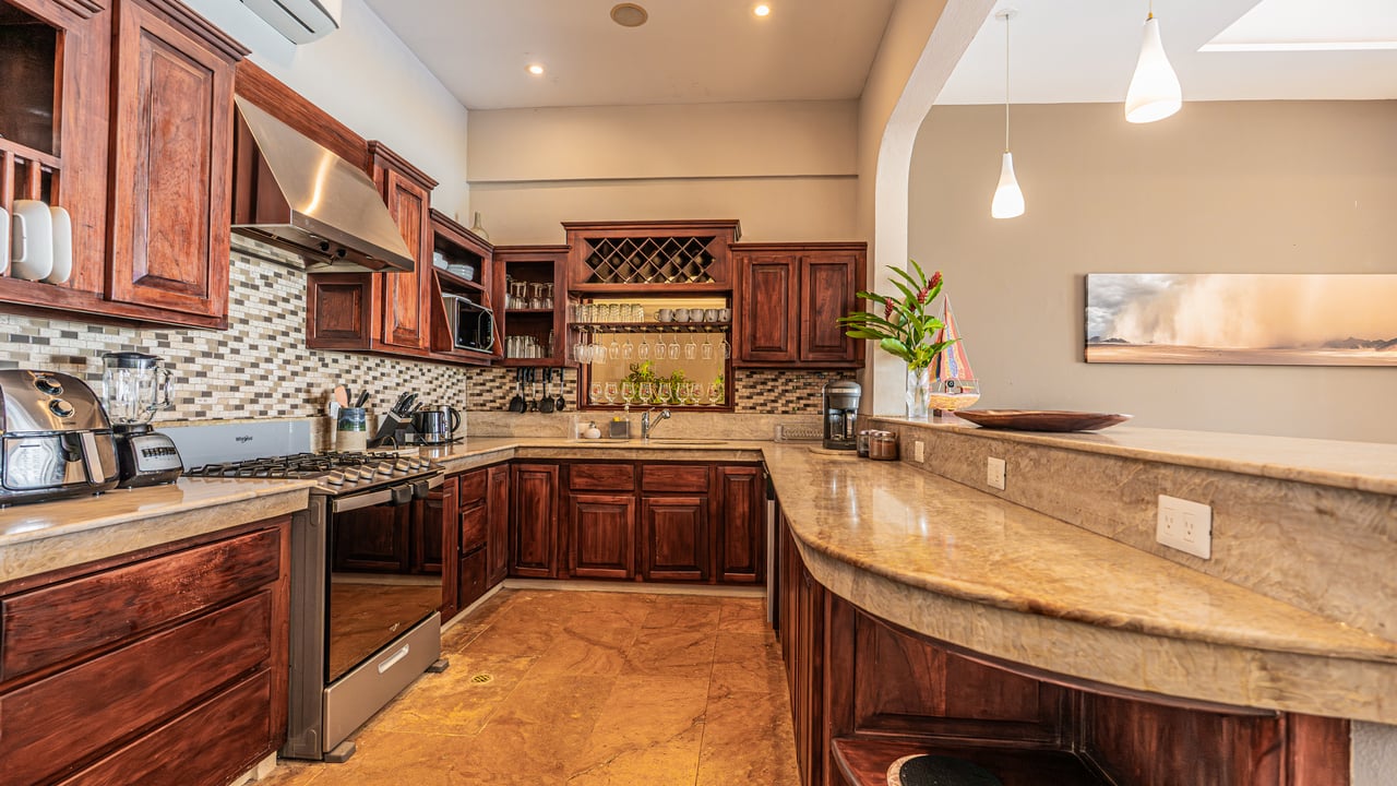 Ocean View Luxury Estate with An Incredible Location in Dominical