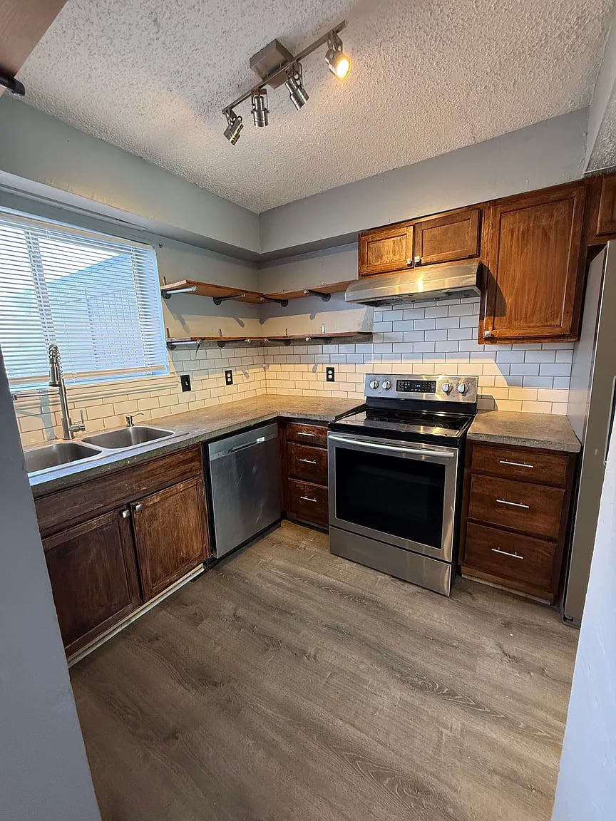 218 Jason Dr
