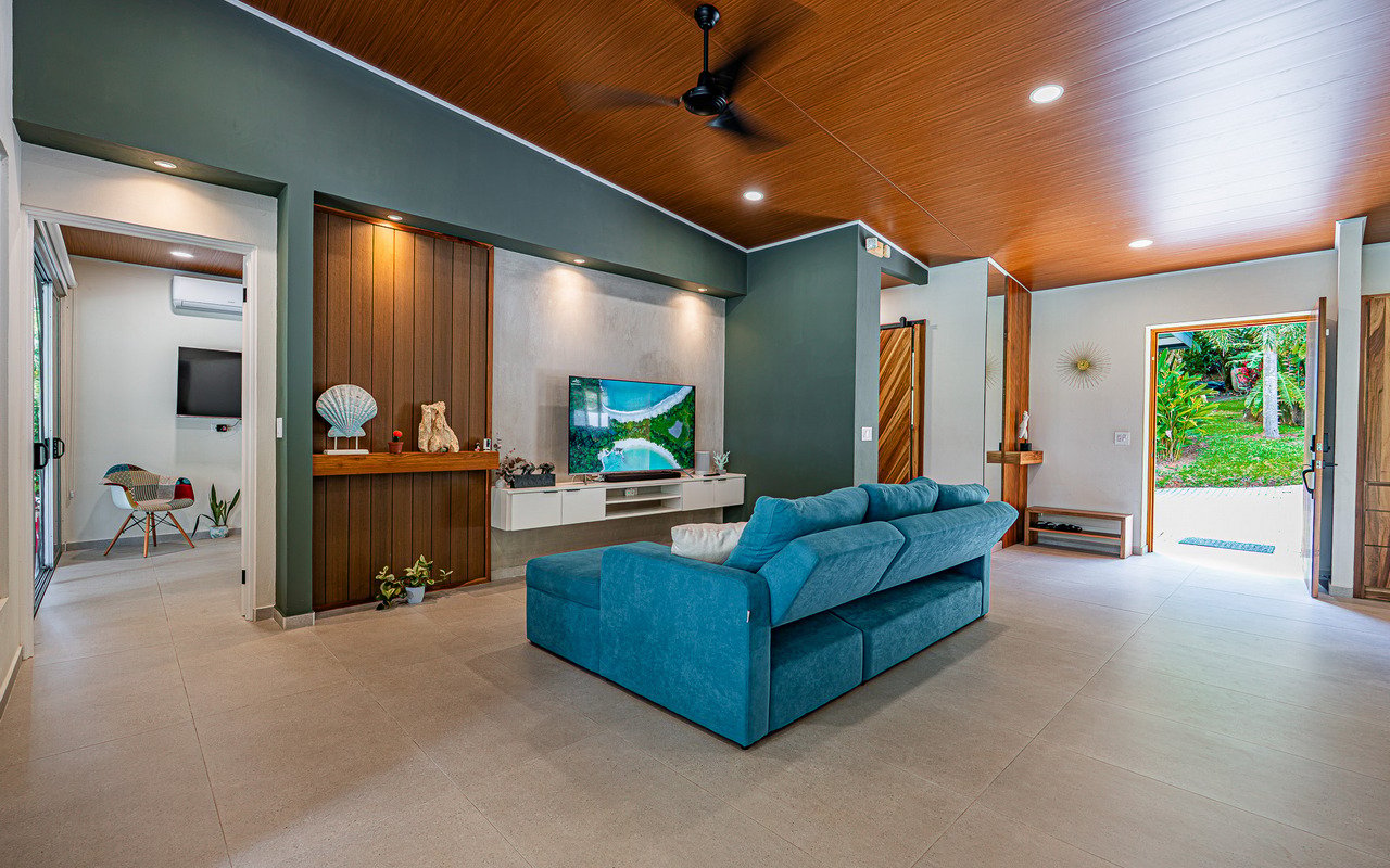 Unique Riverfront Home With Prime Location in Uvita