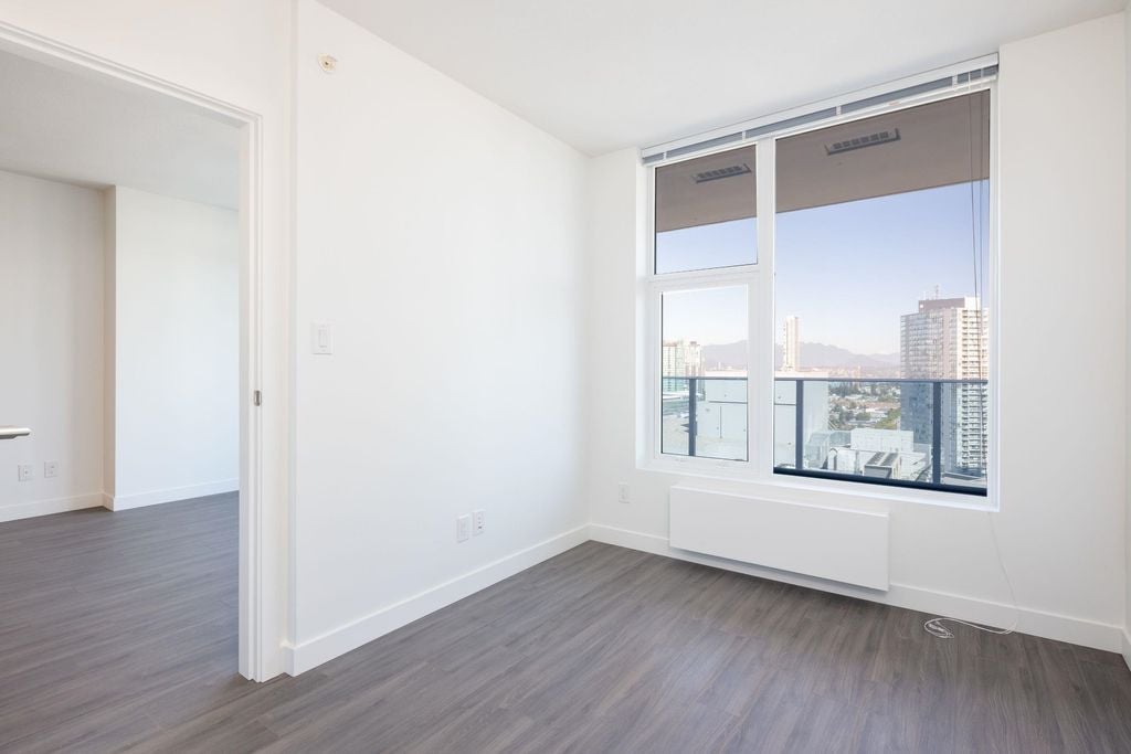 13615 Fraser Hwy, #2508
