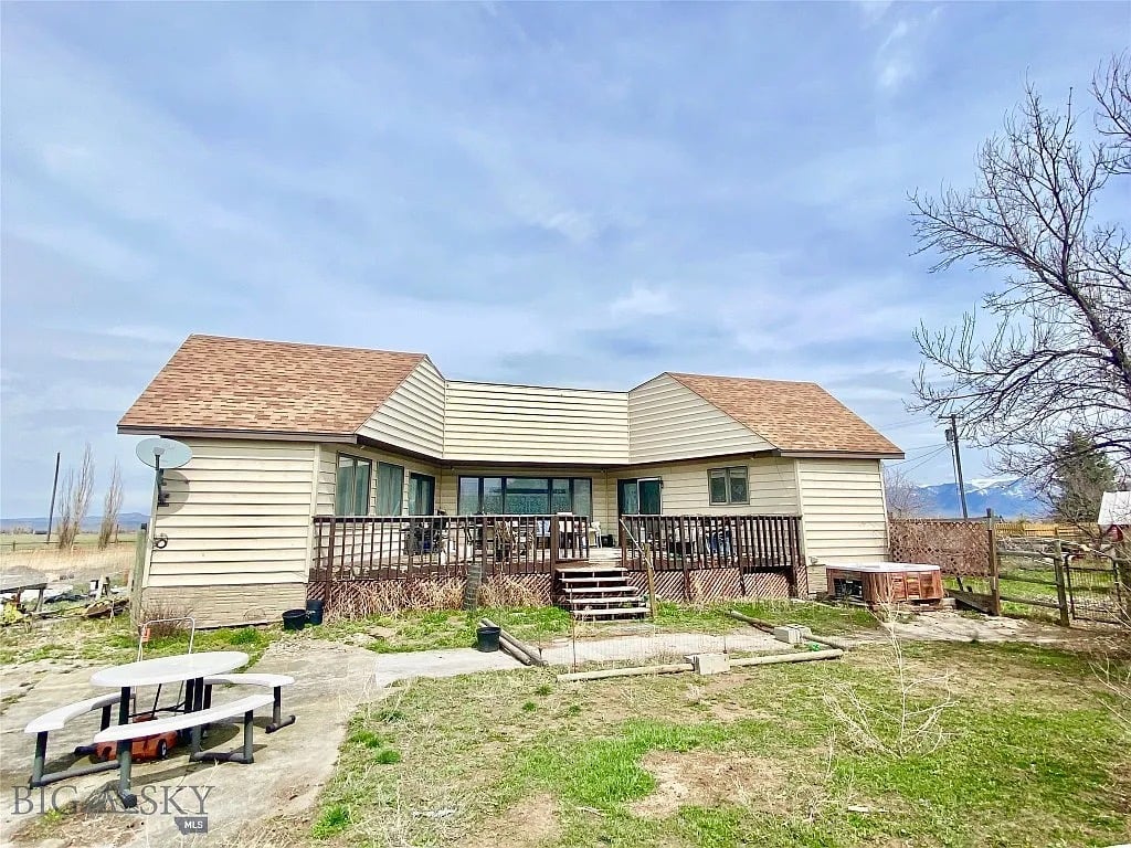 2855 Thorpe Rd
