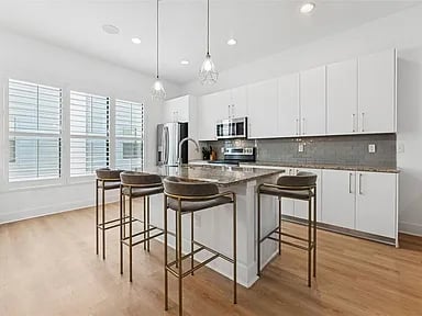 4810 W McElroy Ave #5