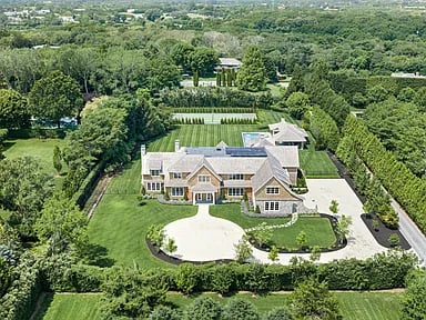 120 Halsey Ln