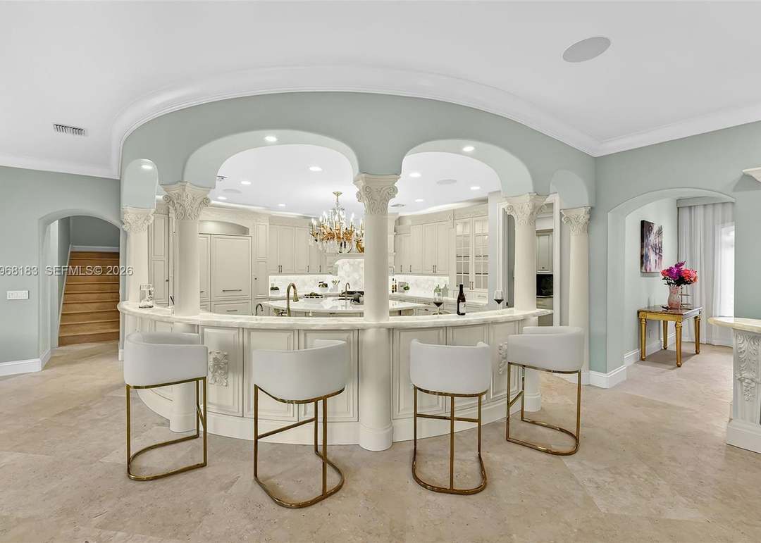 628 Coral Way