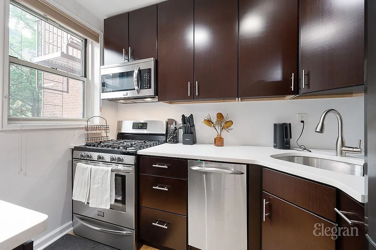 220 Berkeley Pl #1E