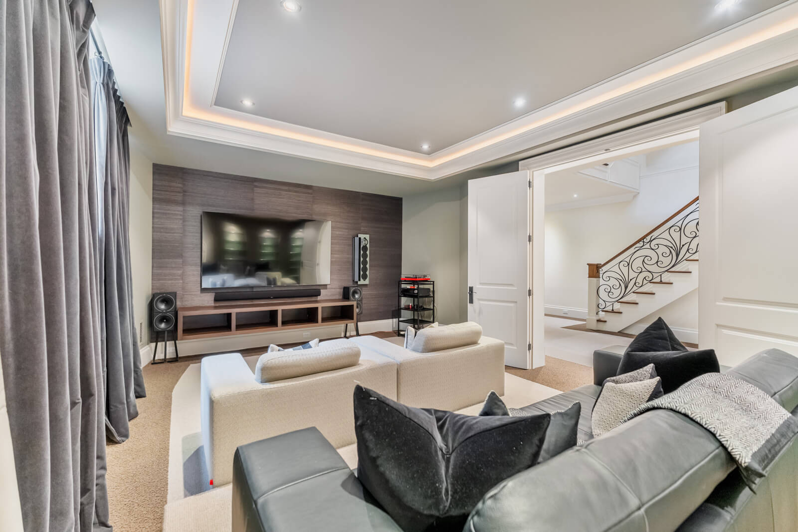 64 Brentwood Rd