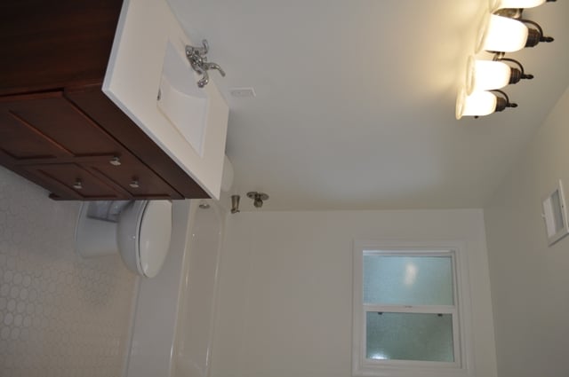 Home for Sale in Del Paso Manor! 3809 Kings Way Sacramento, CA 95821