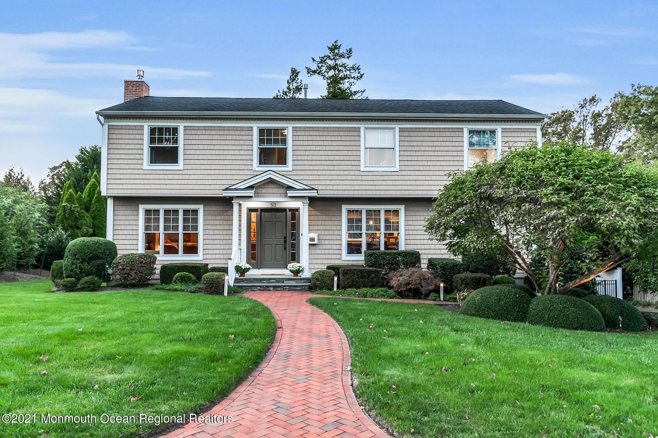93 Hillcrest Rd
