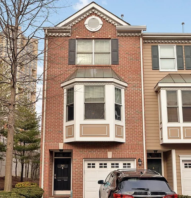 243 Brower ct