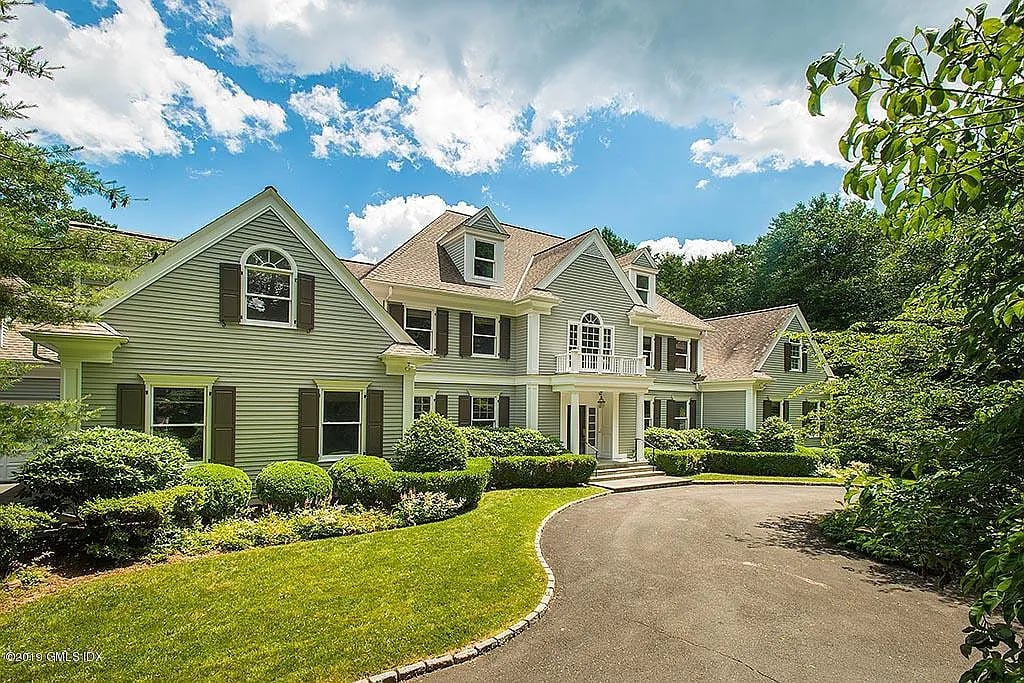 15 Mountain Laurel Dr