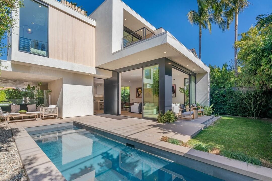 Windmere Crest, Dorrington Ave, 90048