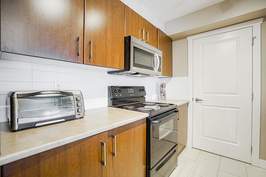 45555 Yale Rd, #308