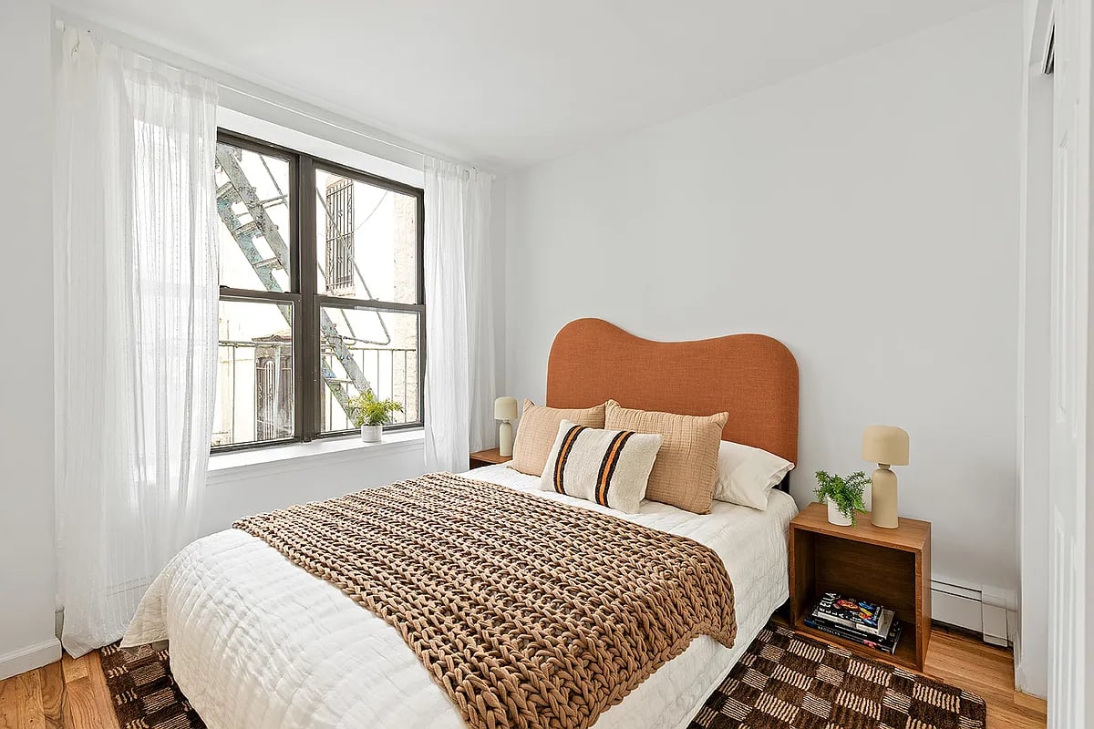 147 S Oxford St, #2C