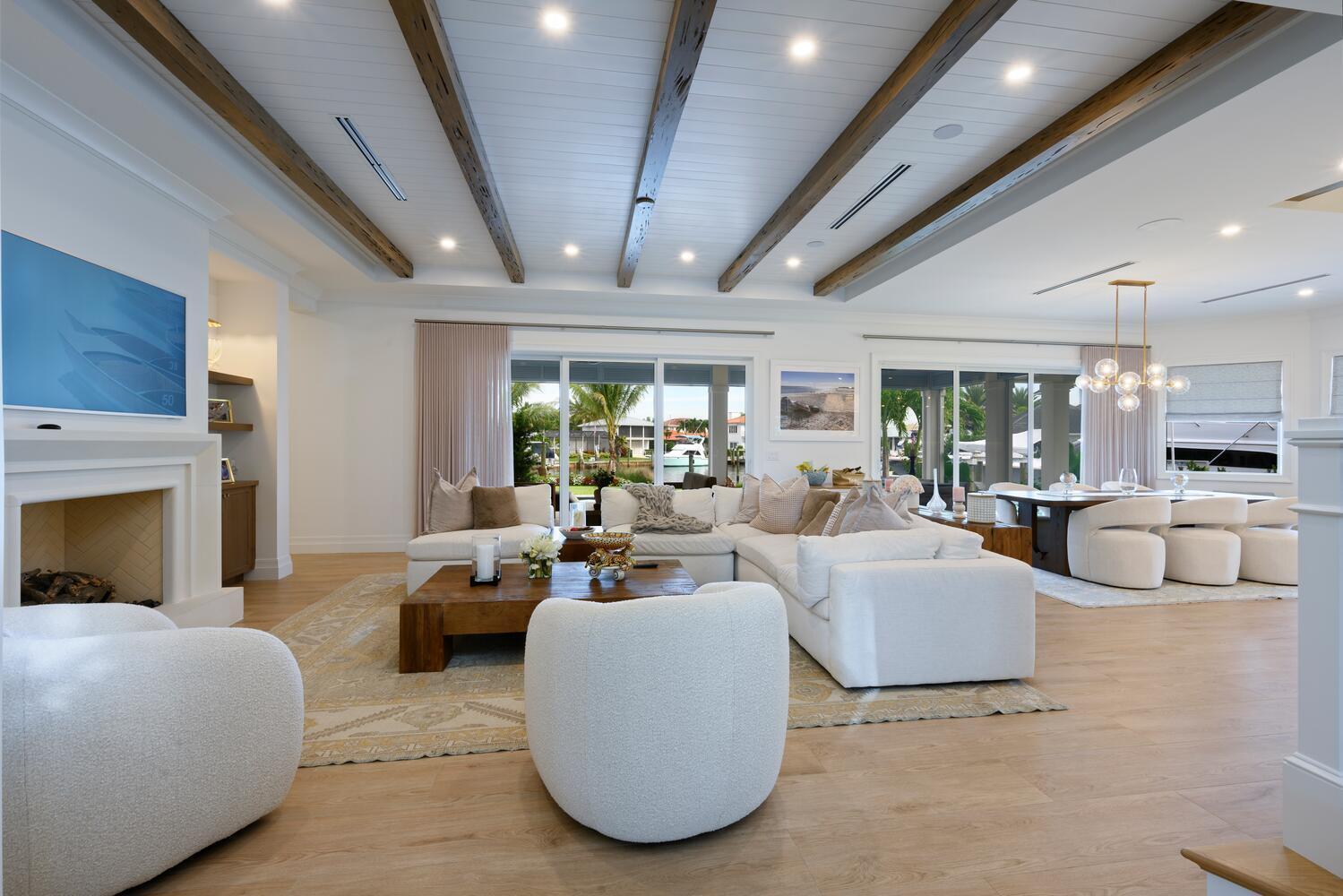643 Pilot Rd