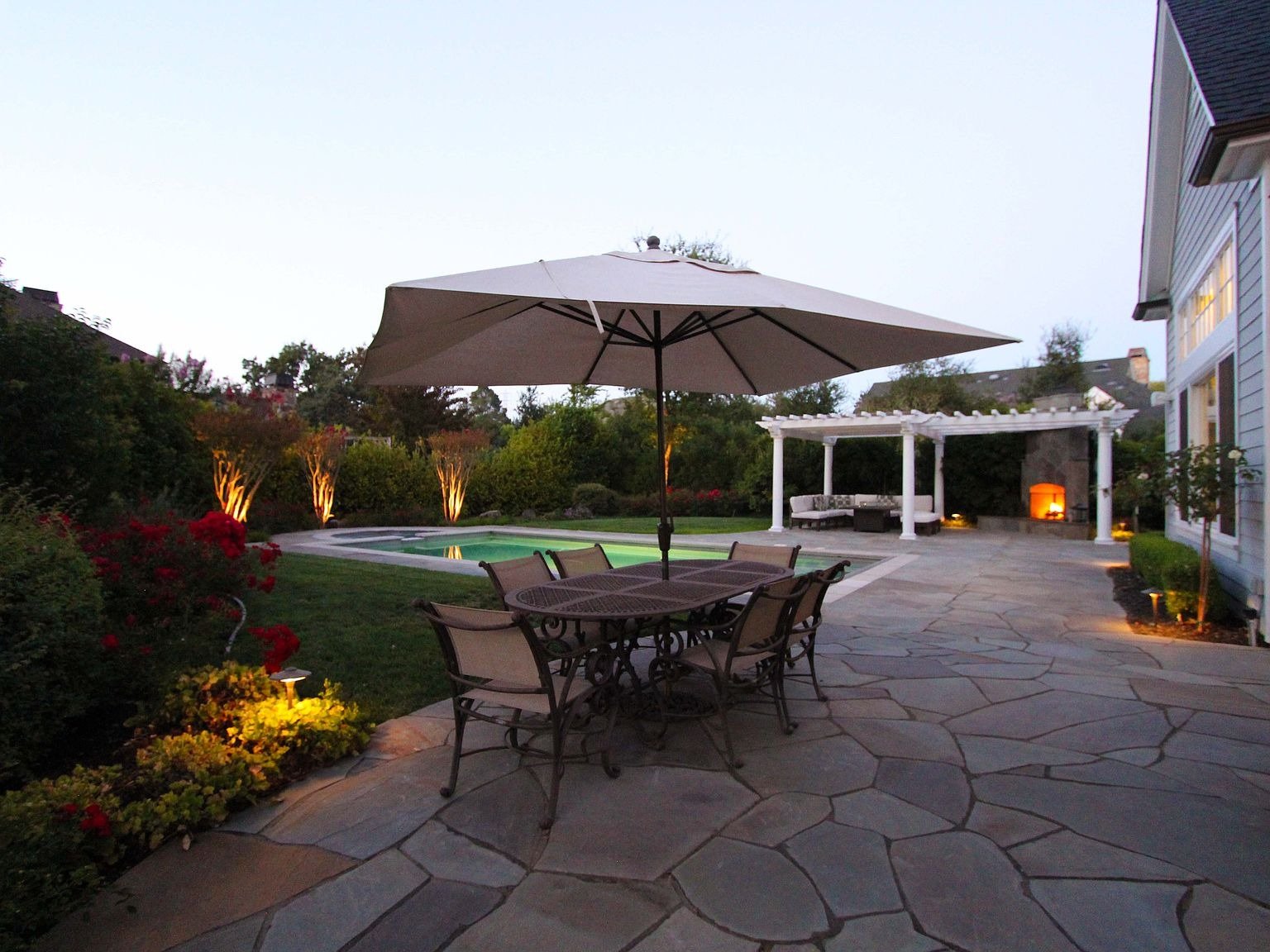 23 Sanford Ln