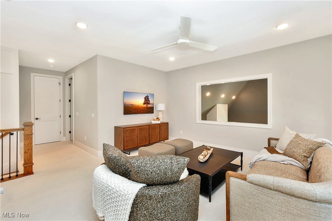 104 Woodridge Ln