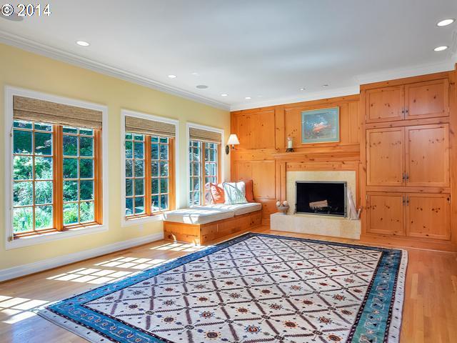 12175 SW Tryon Hill Rd
