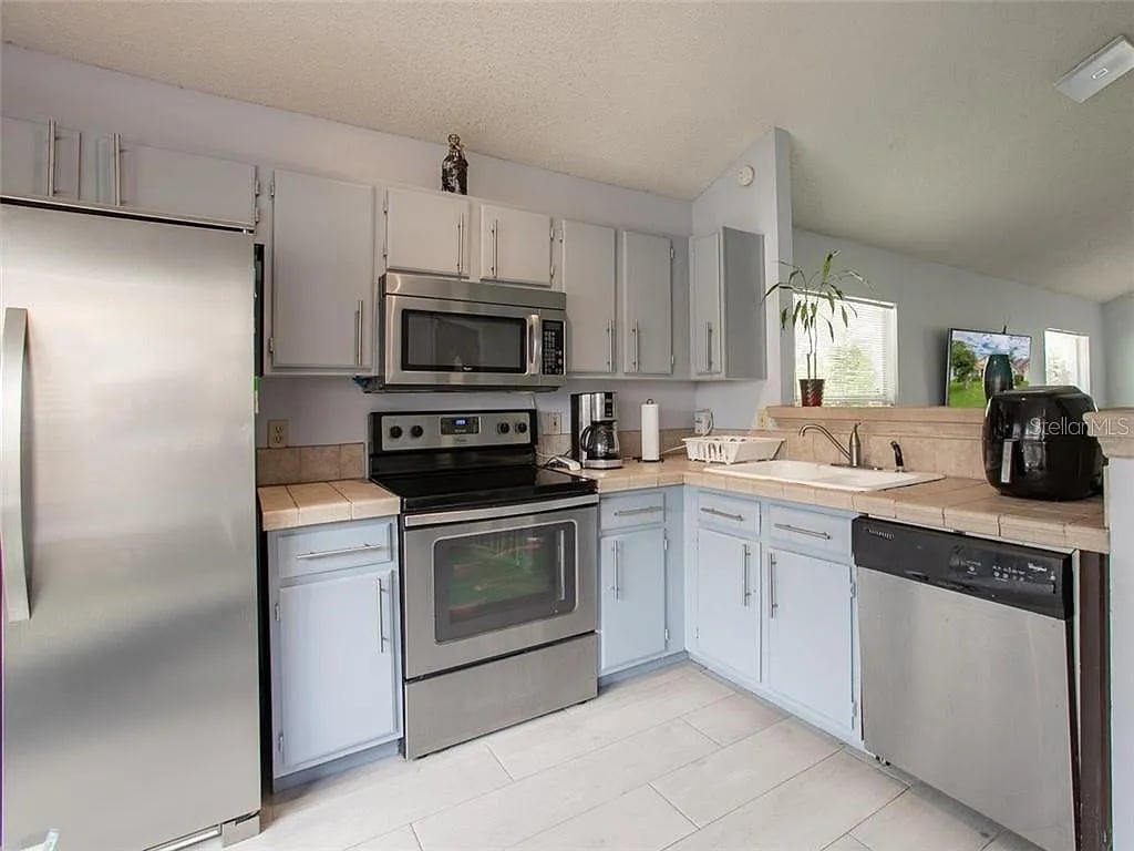 1325 Welson Rd