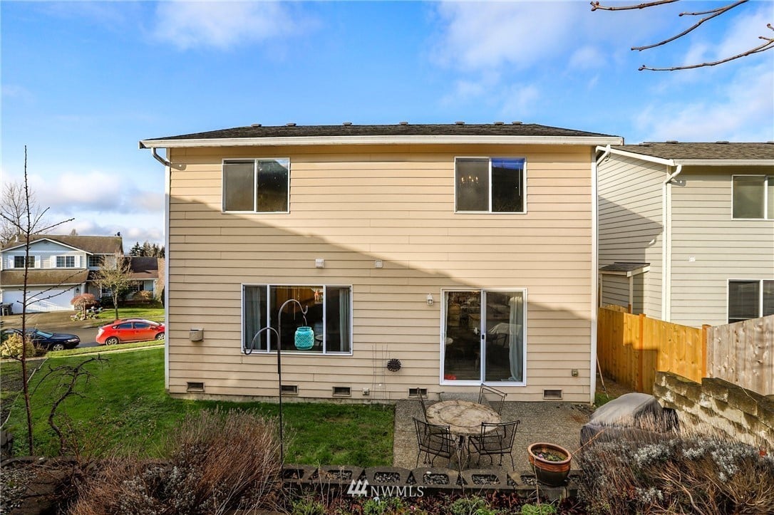3413 68th Dr NE