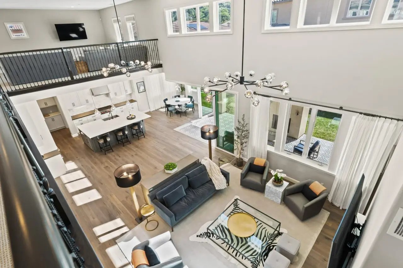 18600 Corte Arcangel