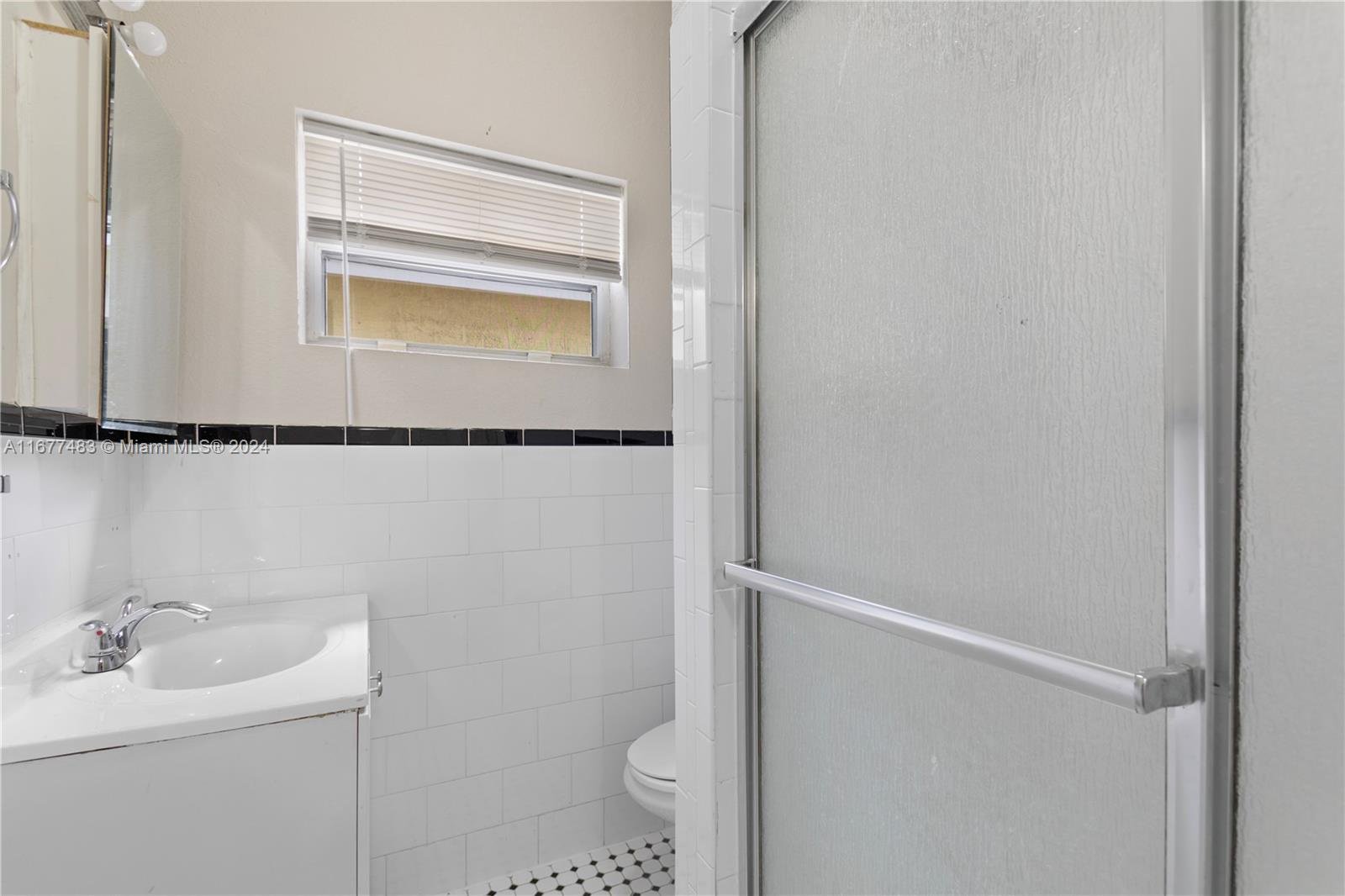 503 Avenida Hermosa, West Palm Beach, FL 33405