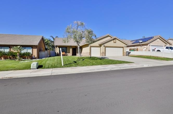 1713 Evan Way