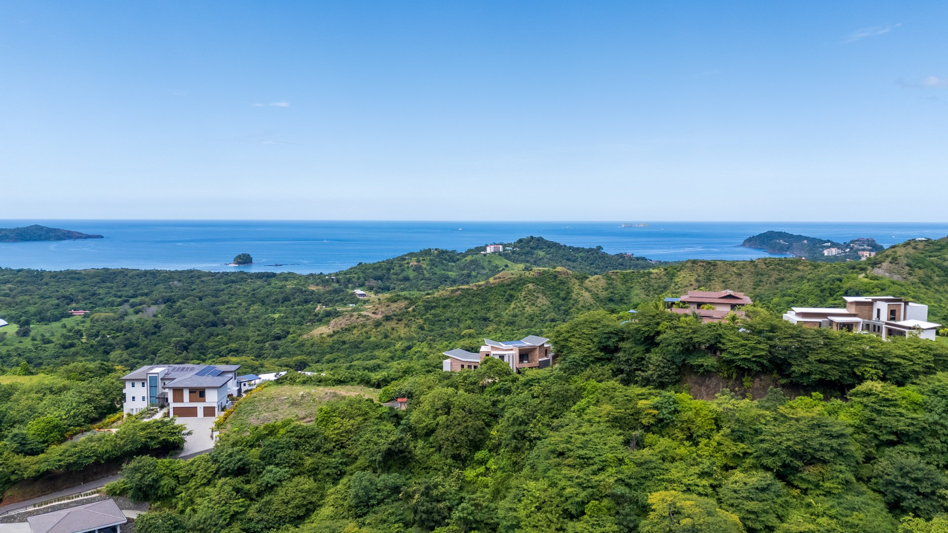 Casa Manta Ray | Indulge in Luxury with Stunning Flamingo Beach Views!