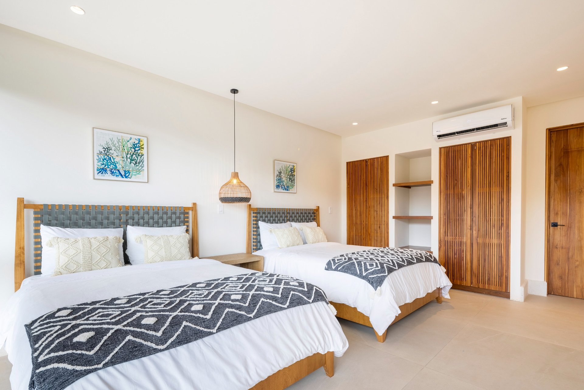 Casa Roacamar:  A Modern Coastal Sanctuary Steps from Playa Bonita