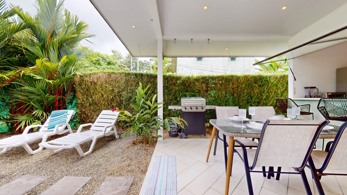 Turnkey Home for Sale in Bahía Uvita, Costa Rica – Walk to the Beach and Marino Ballena National Park