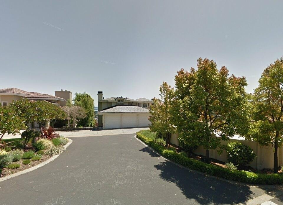 91 Via Los Altos