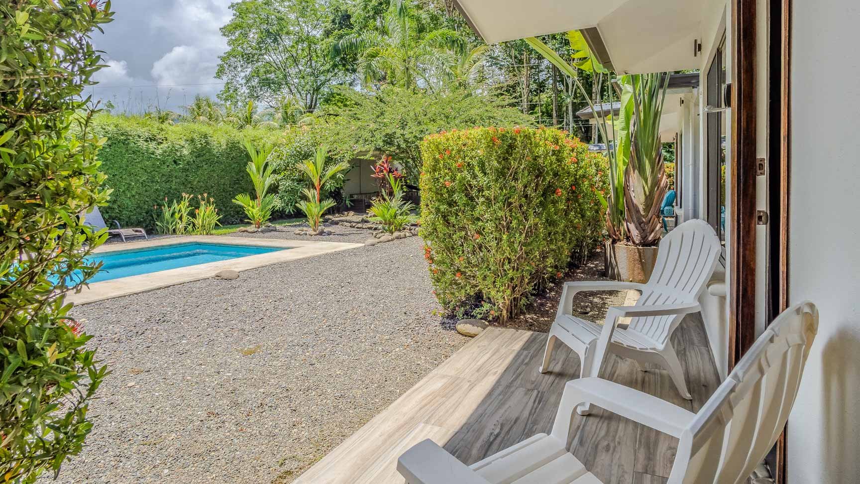 Tropical 3-Cabin Home with Pool and Gardens in the Heart of Uvita