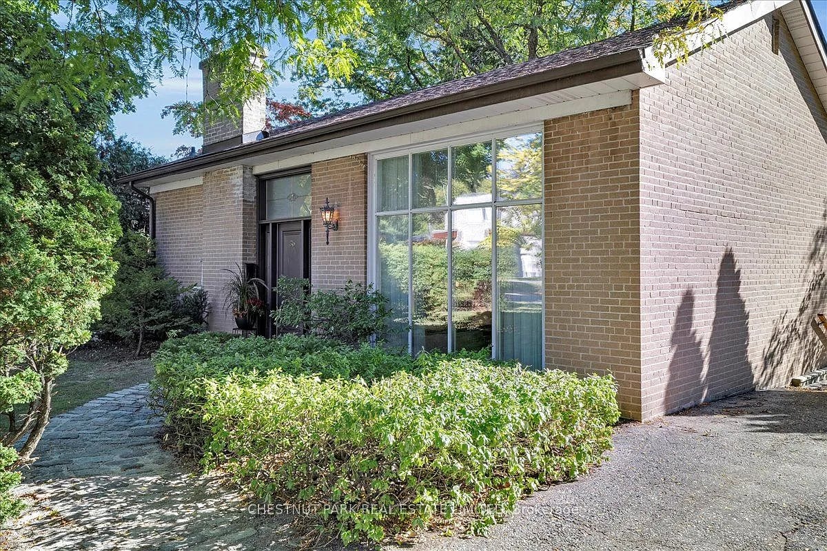 36 Tangmere Rd