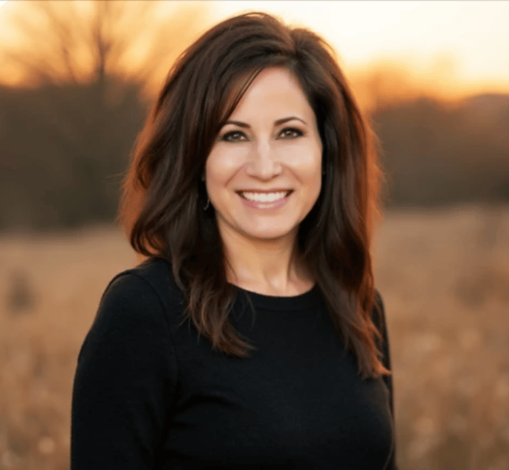 Danelle Morris