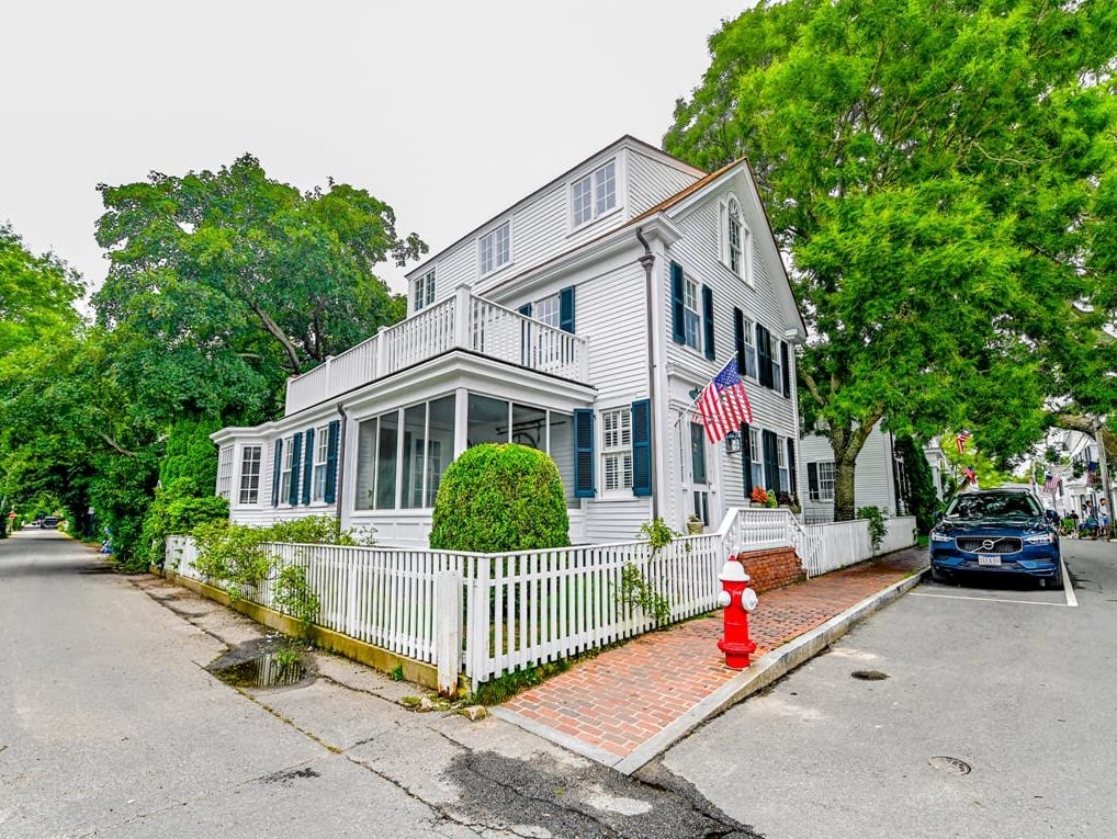 36 S Water St