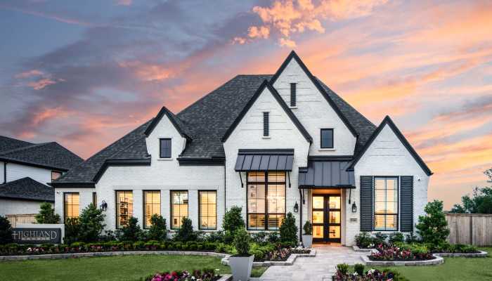 Your Complete Guide & List of Questions for Buying a New Construction Home in North Dallas