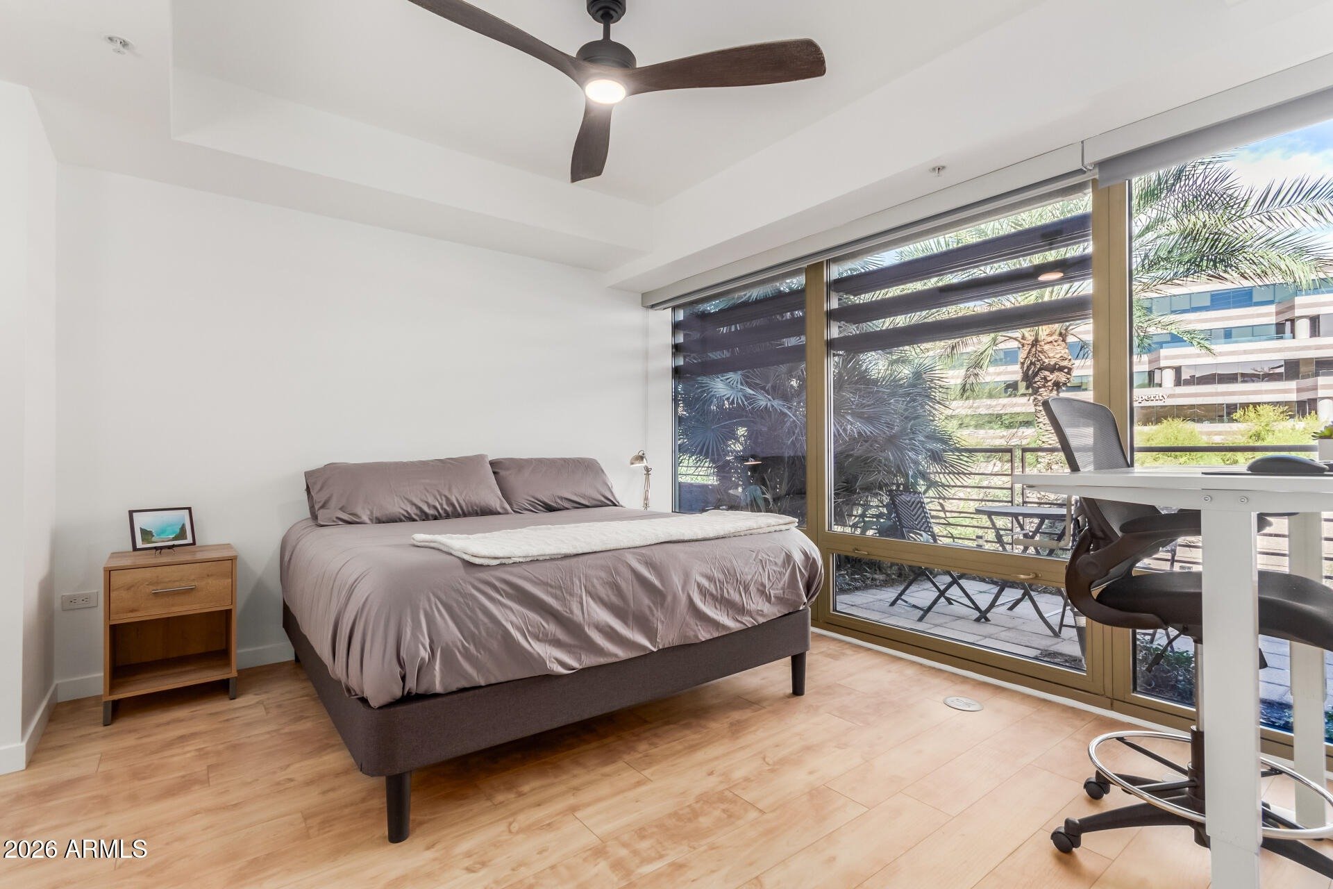 7161 E Rancho Vista Dr, #2015